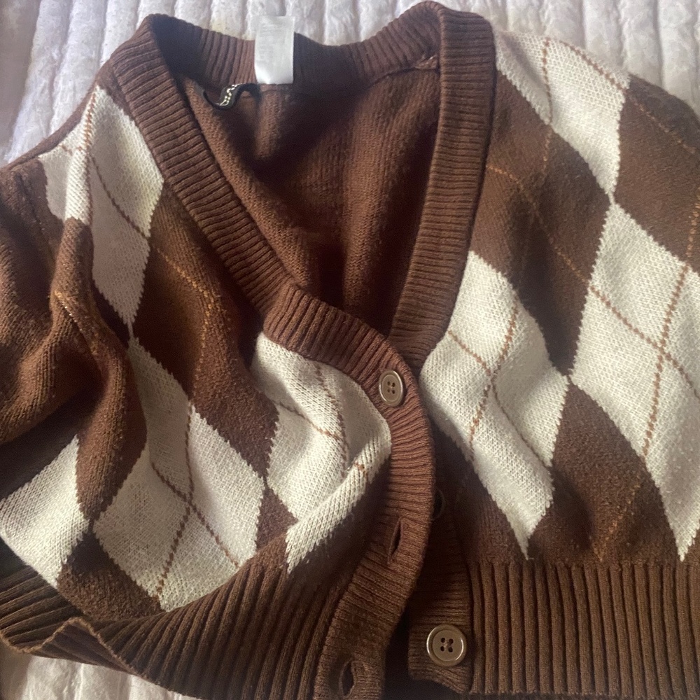 Cropped Button Up V Neck Cardigan